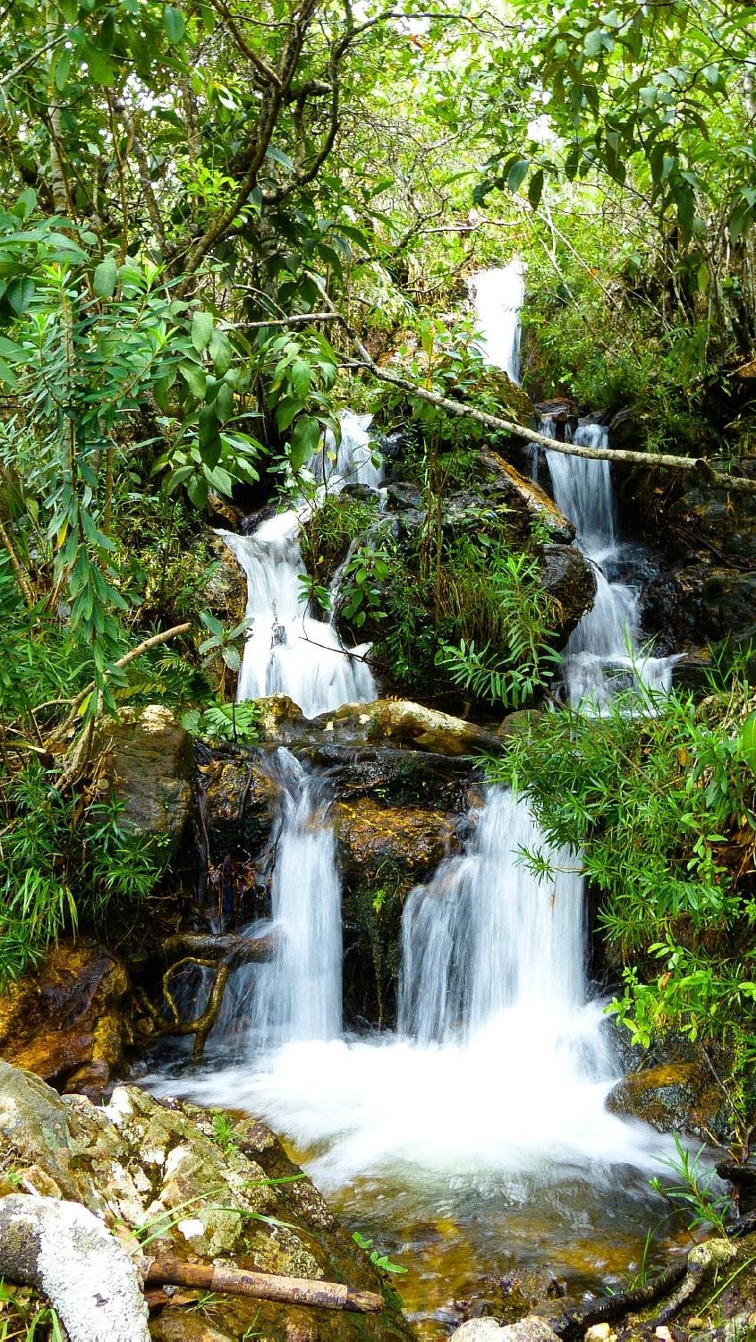 Cachoeira dos Cristais na Chapada dos Veadeiros perto do Canto do Paraíso